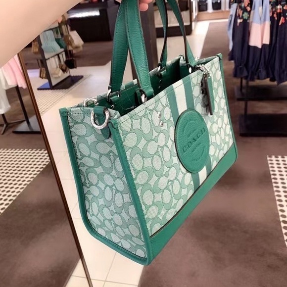 c8448 coach